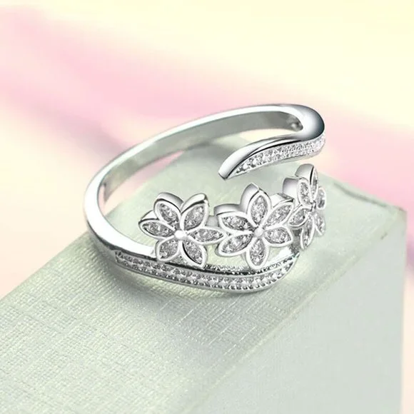 New Sterling Silver CZ Flower Open Ring - Picture 4 of 5